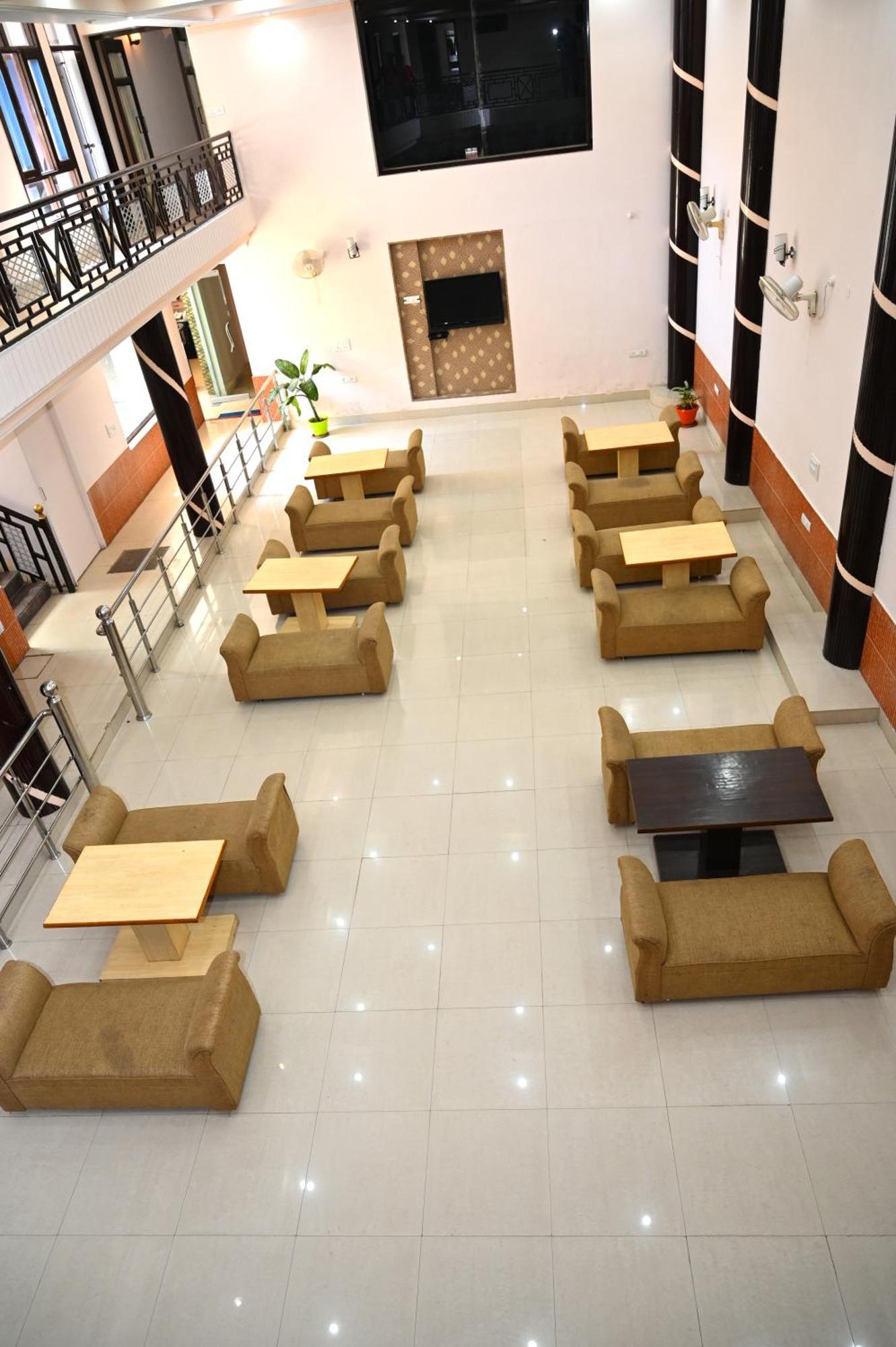 Hotel Prasanna Inn Ришикеш Экстерьер фото