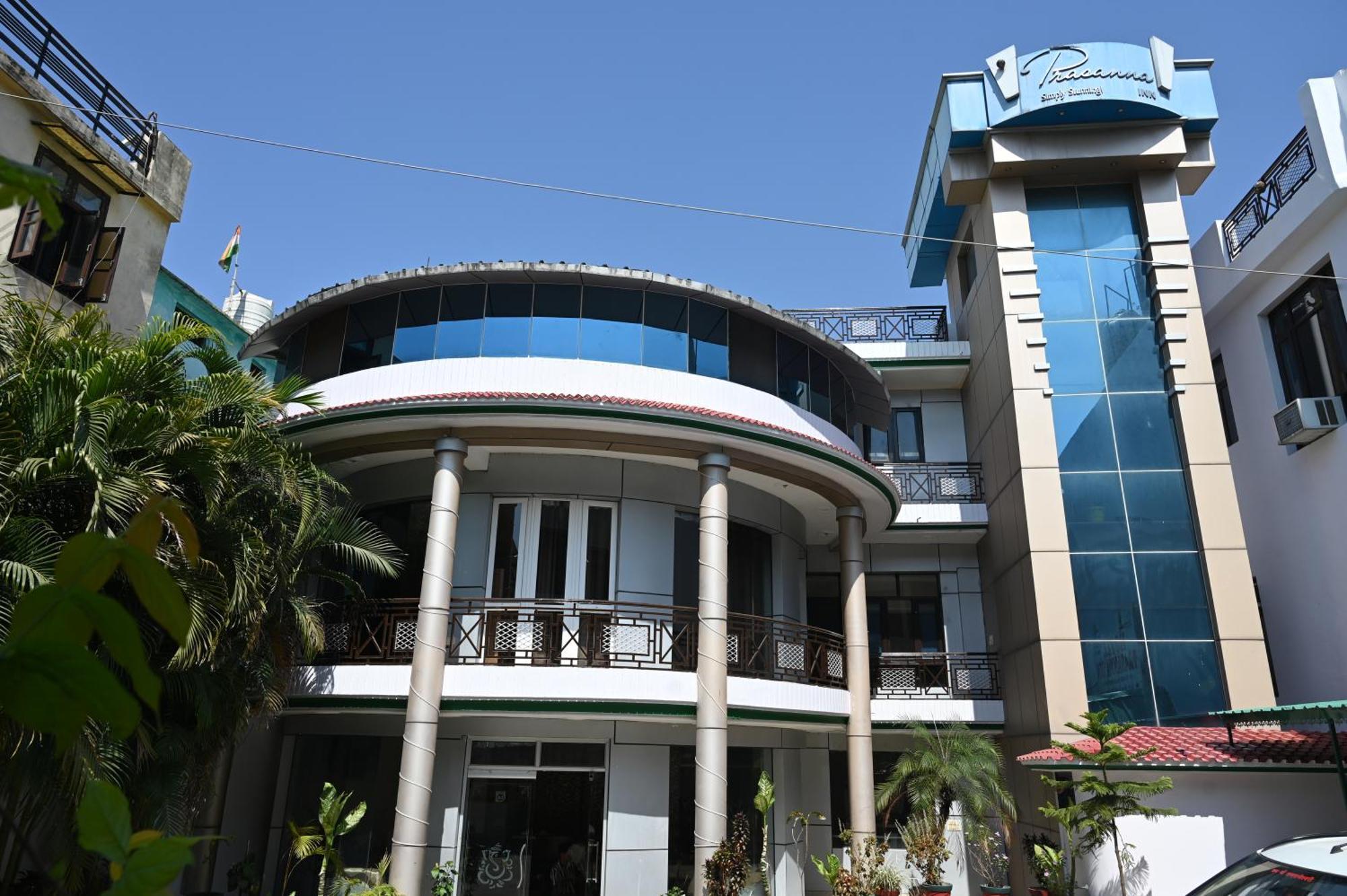 Hotel Prasanna Inn Ришикеш Экстерьер фото