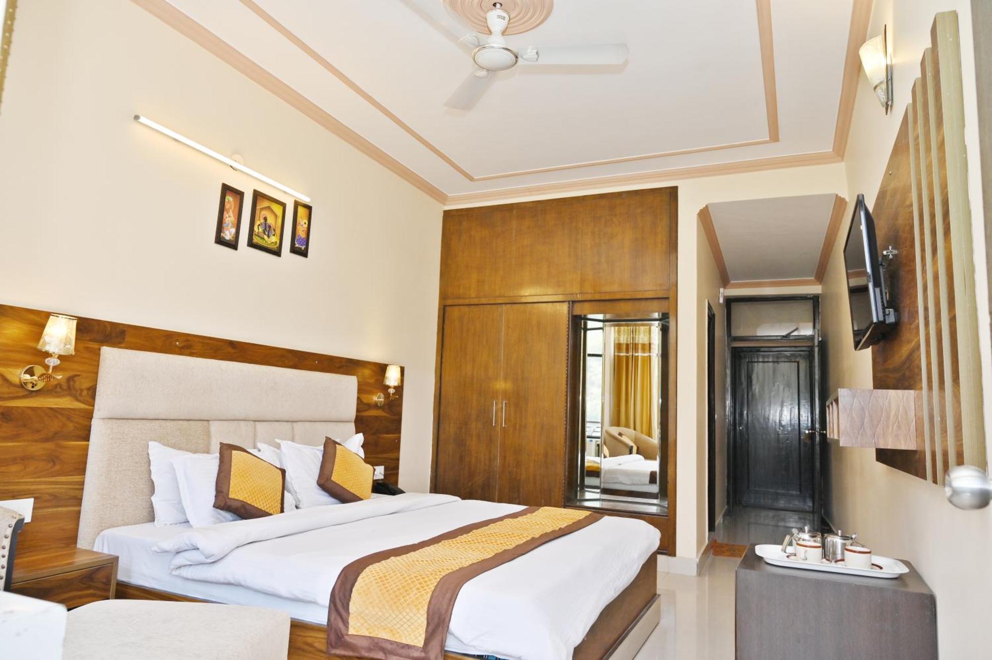 Hotel Prasanna Inn Ришикеш Экстерьер фото